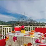 Apartamento Varezic *