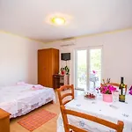 Apartamento Varezic Ston