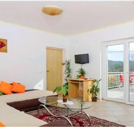 Appartement Varezic *